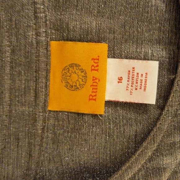 Ruby Rd metallic silver jacket - Picture 7 of 8